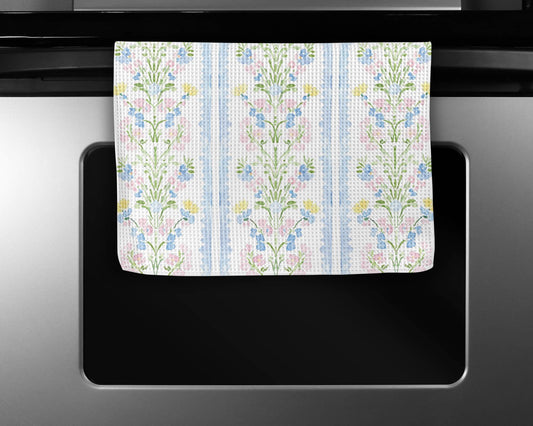 Chinoiserie Grandmillennial Kitchen Towel Blue Preppy Floral