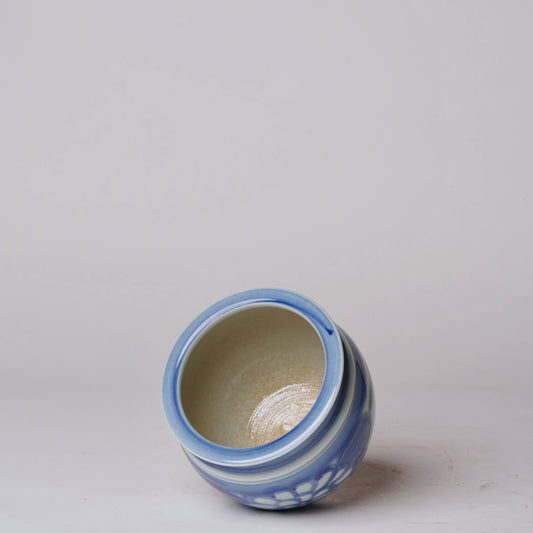 Floral Blue and White Porcelain Small Pot