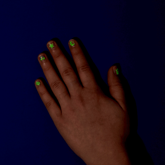 Kids Nail stickers - Glow in the Dark