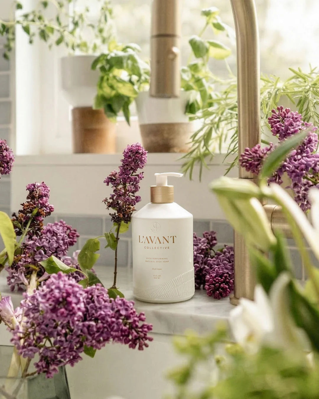 L'AVANT Collective High Preforming Dish Soap