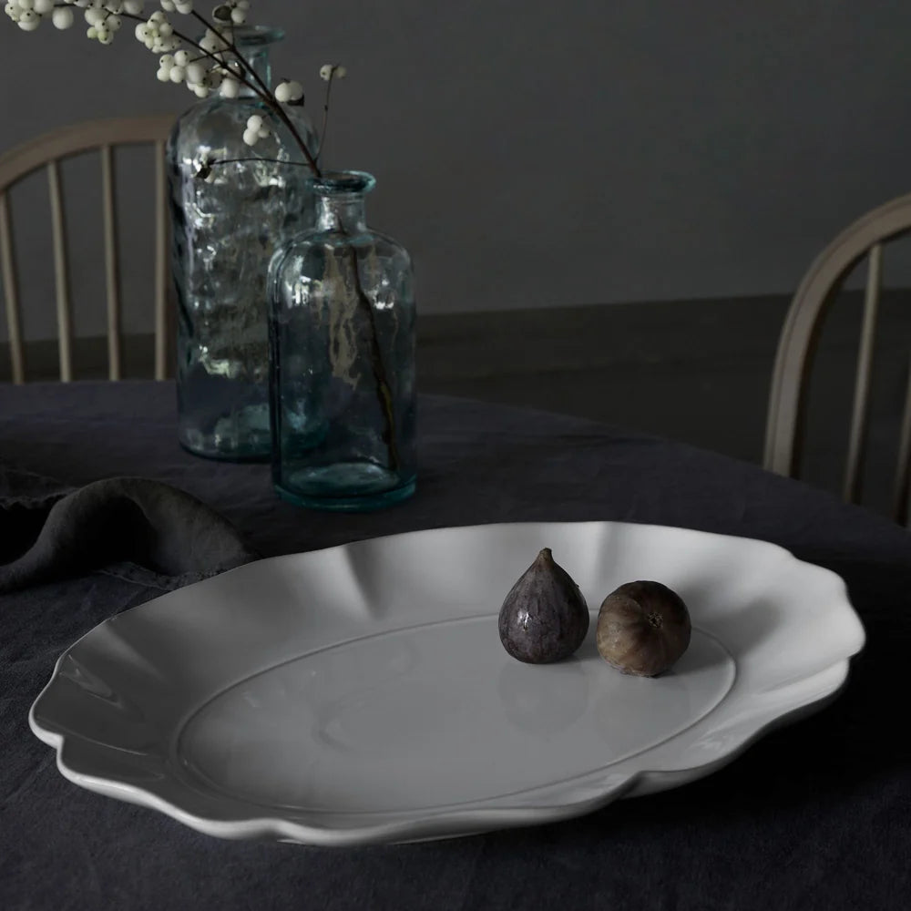 Rosa Oval Platter 16 in – White
