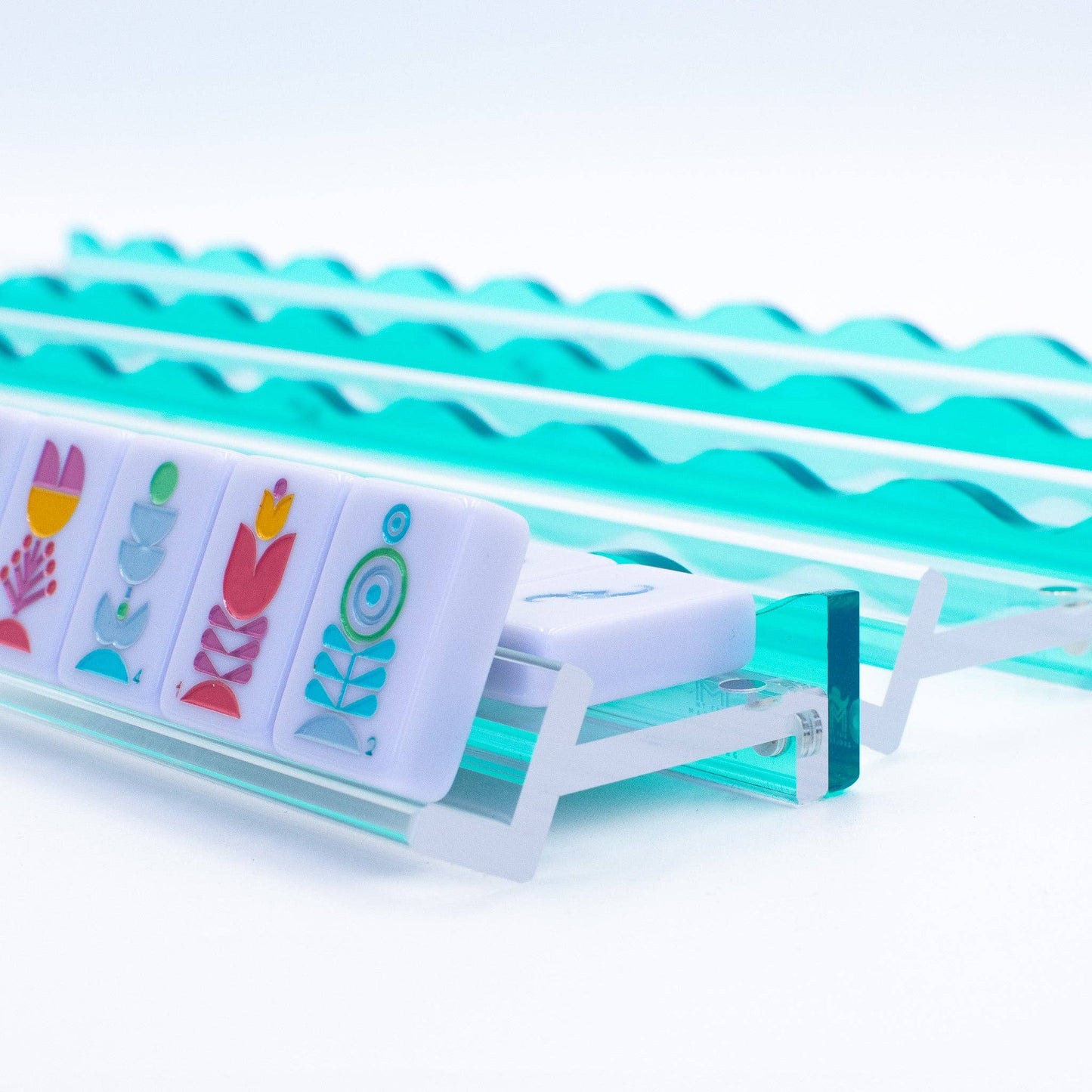 Wavy Acrylic Mahjong Racks