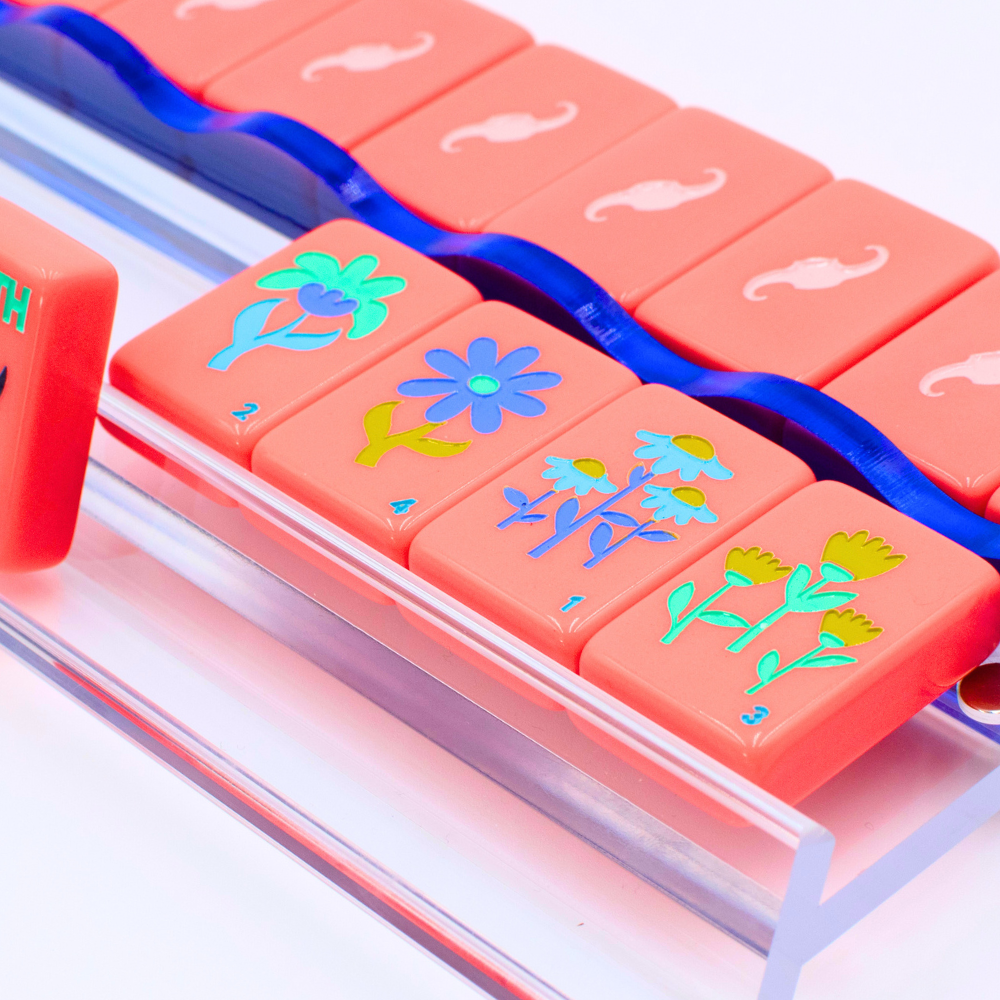 Wavy Acrylic Mahjong Racks