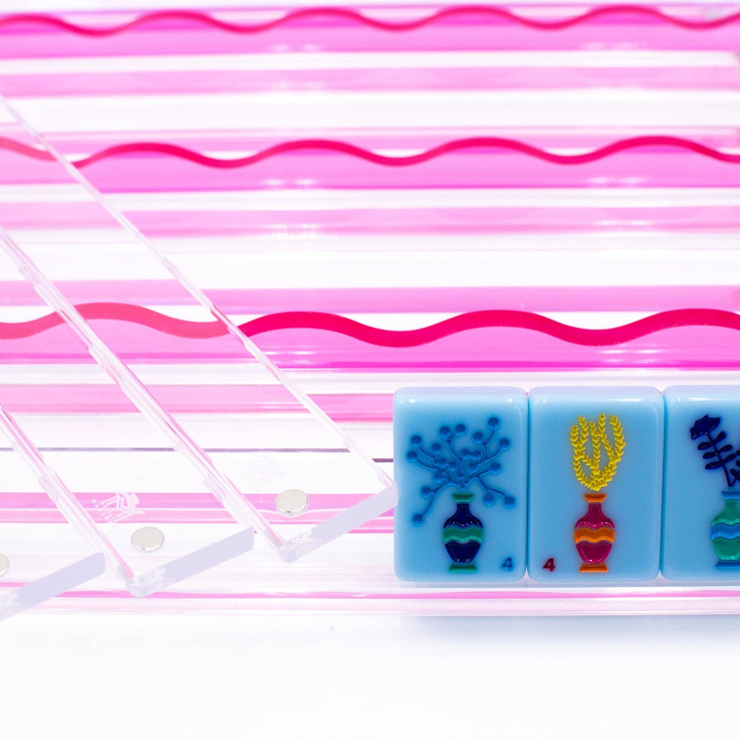 Wavy Acrylic Mahjong Racks
