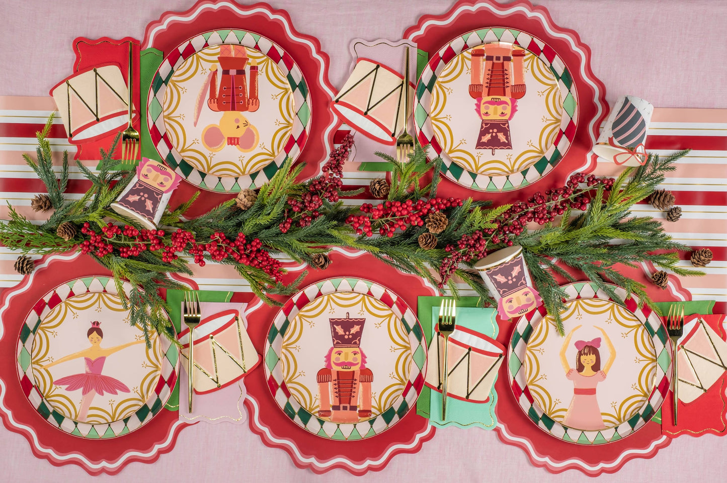 Holiday Cheerful Guest Towels