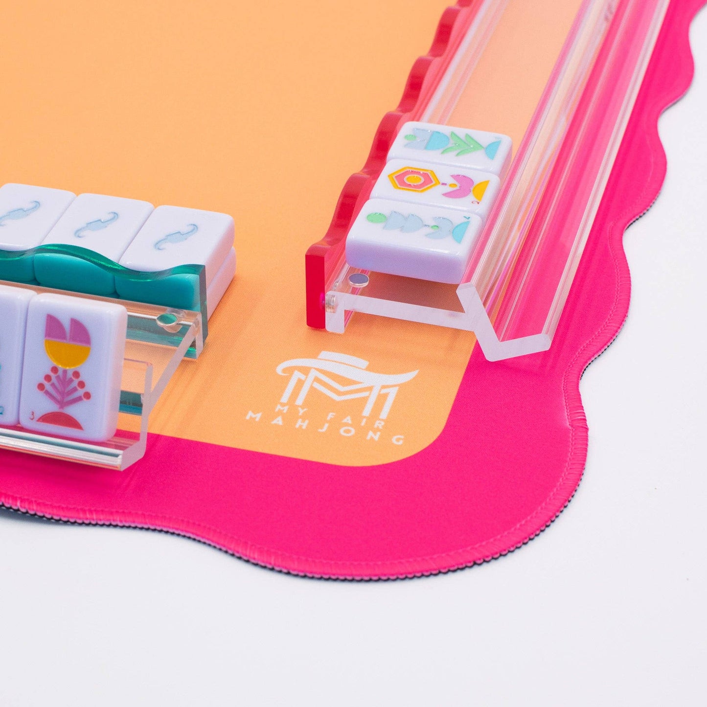 Wavy Acrylic Mahjong Racks