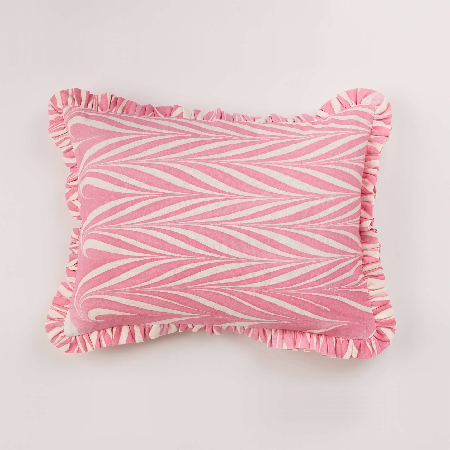 MARBLED COTTON RUFFLED CUSHION COVER - BANYAN PINK