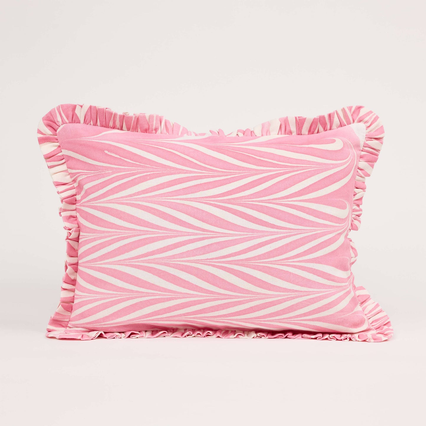 MARBLED COTTON RUFFLED CUSHION COVER - BANYAN PINK