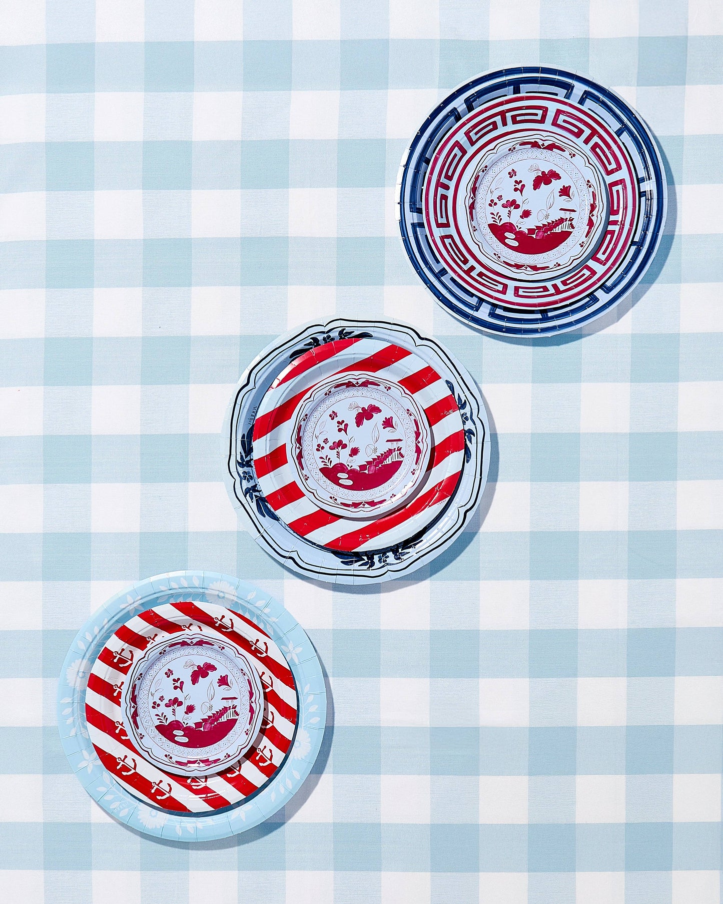 Pavilion Paper - Mini Bread & Butter hors d'oeuvres paper plates - 8 pack