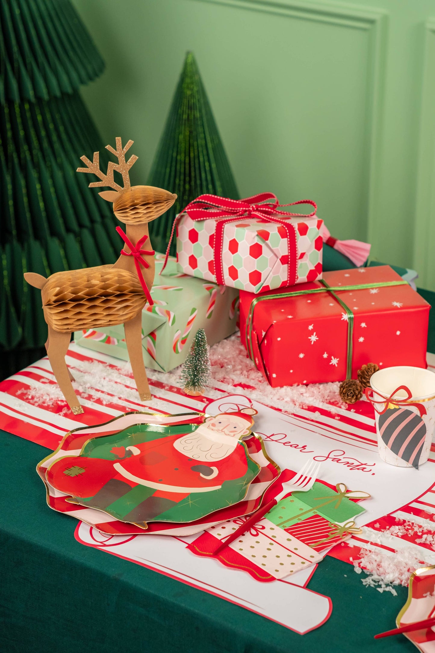 Holiday Stripes Dinner Paper Plates