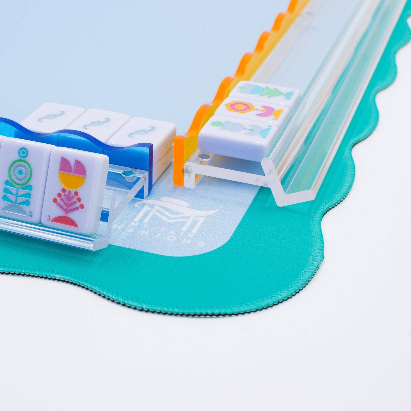 Wavy Acrylic Mahjong Racks